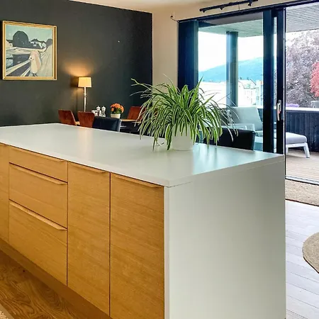Amazing In With Kitchen *