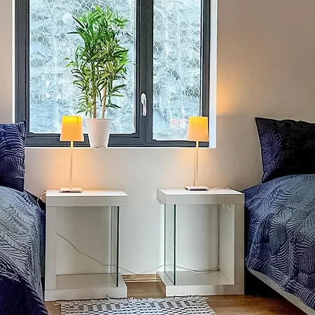 Apartament 2 Bedroom Gorgeous In *