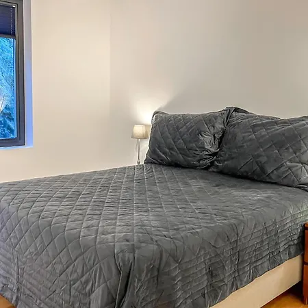 Apartament 2 Bedroom Gorgeous In *